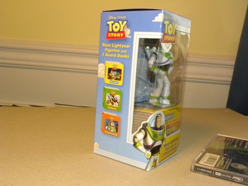 Buzz Lightyear Figurine and 3 Board Books Toy Story NIB Disney 2009 Woody - Picture 2 of 5