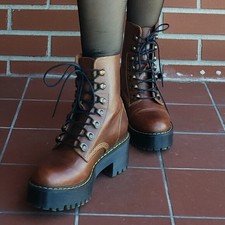 Leona Boots Butterscotch Dr Martens Leona Orleans Butterscotch