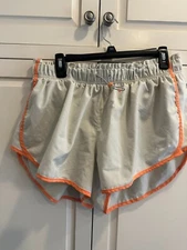 Women's Nike Tempo Dry Core 3" Running Shorts XL Bone color w/ Coral binding EUC