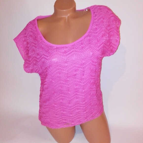 Bongo Blouse Juniors Small Pink Crochet Lace Front Sheer