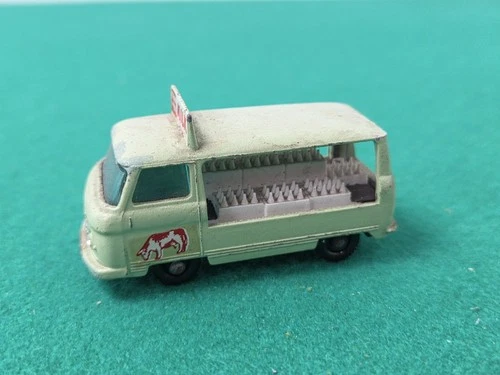 Vintage 1960s LESNEY #21 Commer Bottle Float Die-Cast Van Matchbox 1-75