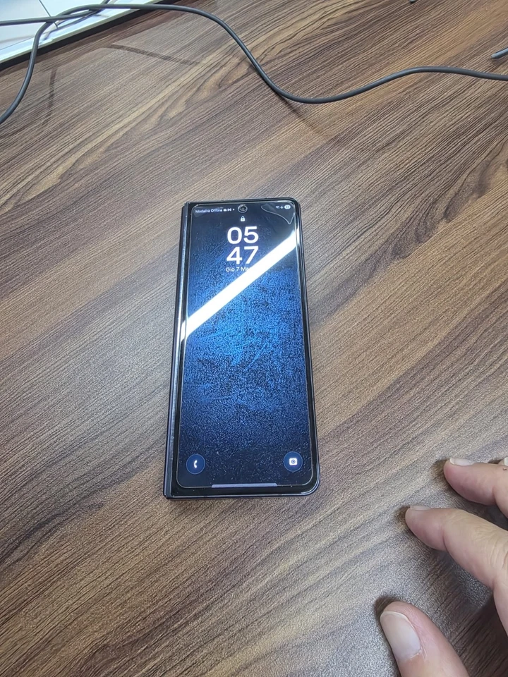 Samsung Galaxy Z Fold5 · 256GB, foto 3 di 5