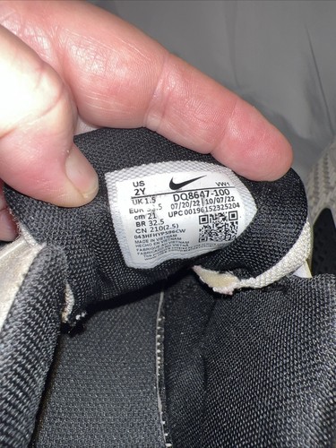 Nike Lebron Witness 7s bambino nero bianco 2 giovani - Foto 6 di 8