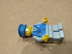 LEGO City Airport Crew Minifigure w/ Sunglasses & Cap, FROM 5933