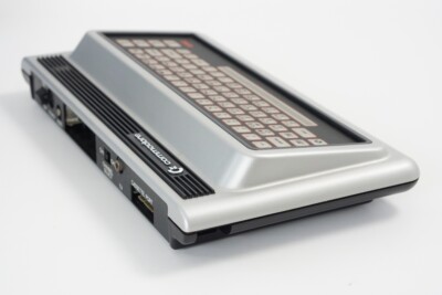 希少品 Commodore MAX MACHINE 本体 カセット付き 中古美品 s-l400.jpg