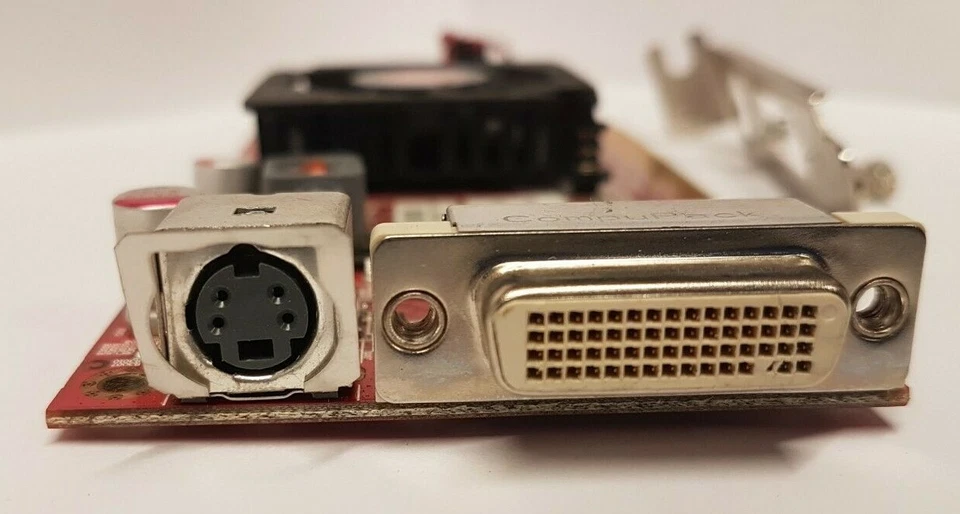 ATI Radeon HD4550 256MB DDR3 PCIe x16  DM-59 Video Card - Image 2 of 4