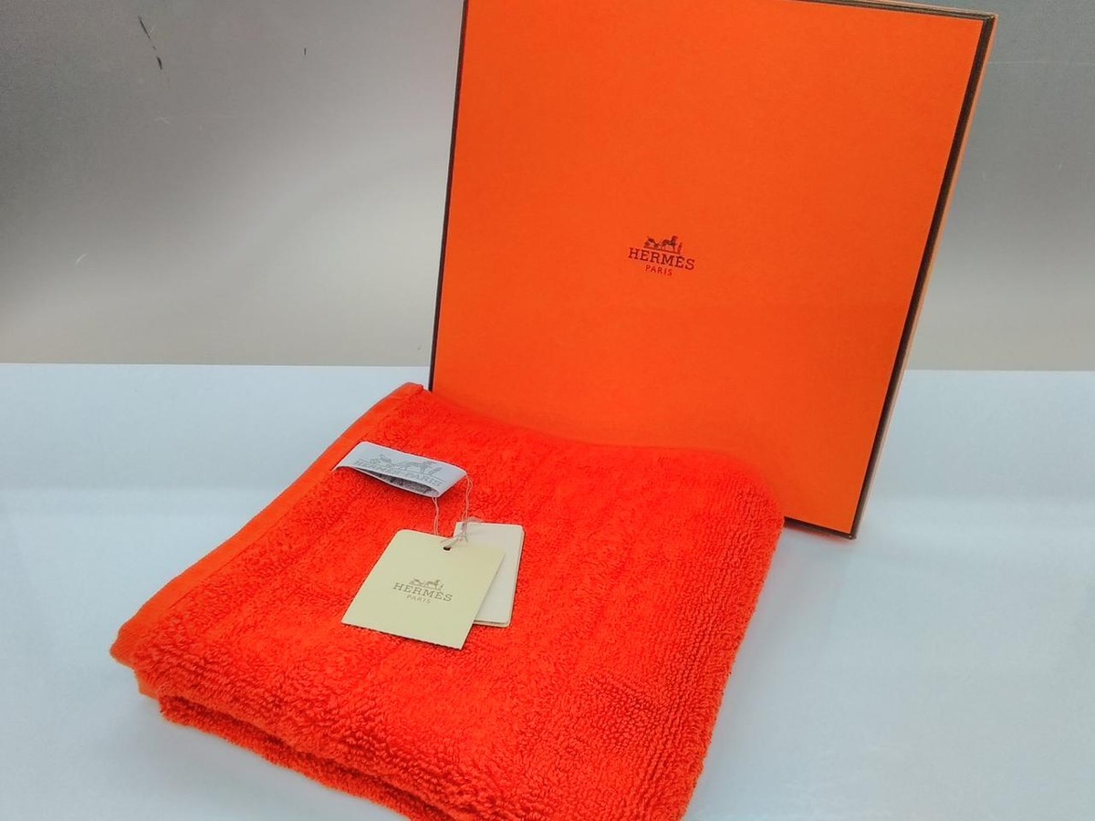 HERMES Carre Labyrinth Towel | eBay
