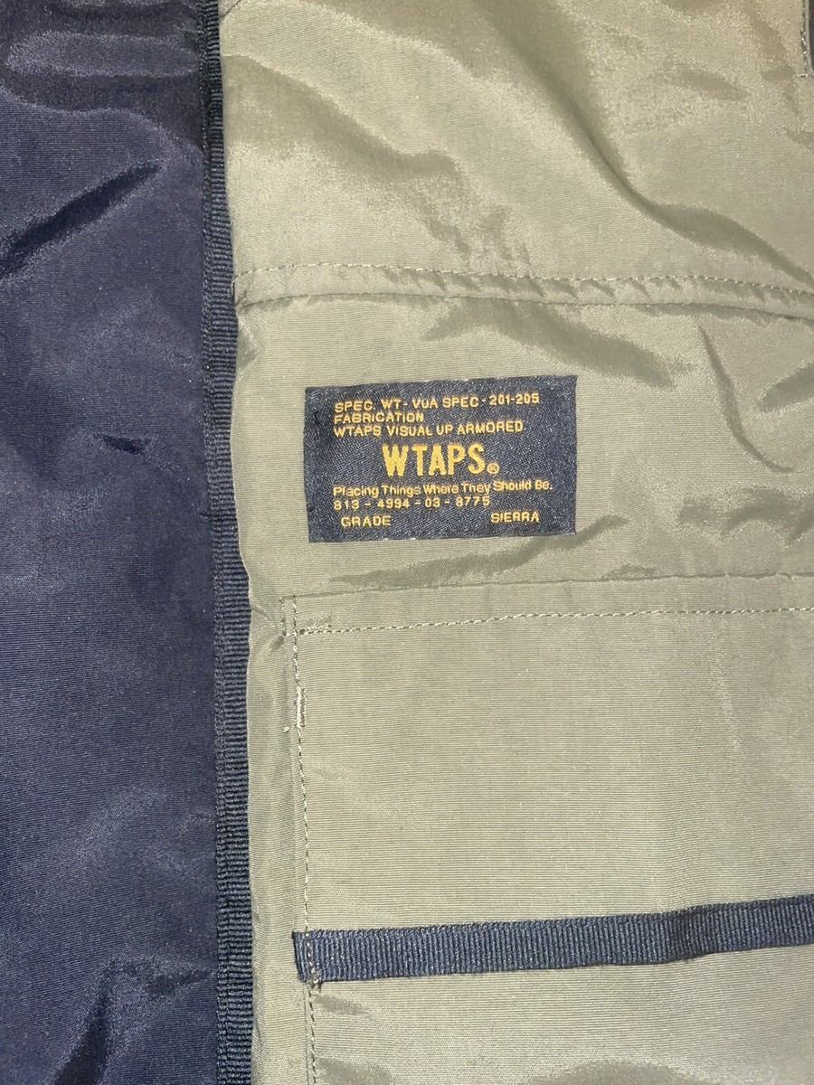 RARE HELLY HANSEN X WTAPS WTVUA SHERPA NYLON FULL ZIP HOODED RARE HELLY HANSEN X WTAPS WTVUA SHERPA NYLON FULL ZIP HOODED