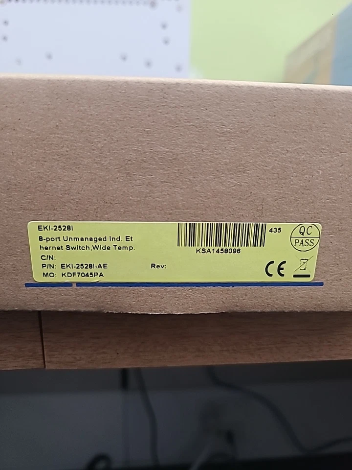 Advantech EKI-2528 8 Port Industrial Unmanaged Ethernet Switch - Image 3 of 3