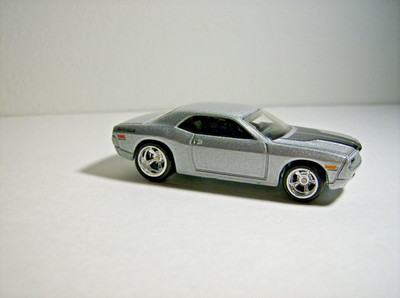 HOT WHEELS REAL RIDERS DODGE CHALLENGER CONCEPT