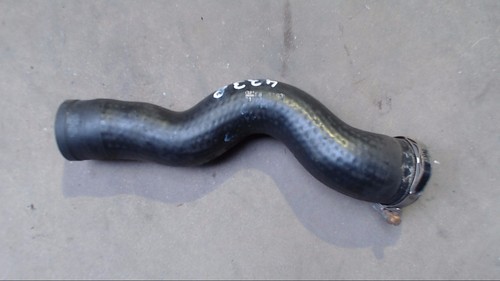 Schlauch Ladeluftkühler Druckschlauch Opel Zafira 1.9 Cdti Bj 2006 B 2046036