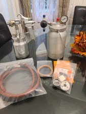 Devilbiss Spraying System With Pressure Tank