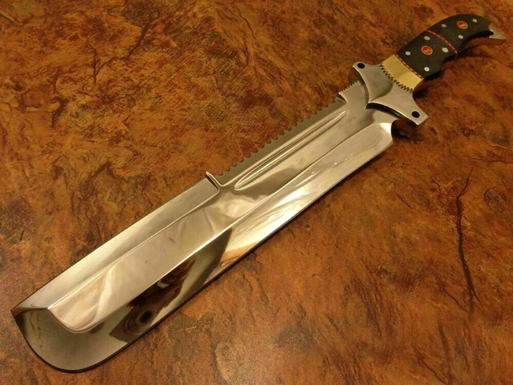 プレデター、HUNTING KNIFE その他