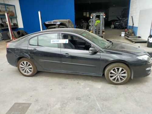 fendinebbia sinistro per RENAULT LAGUNA III CELSIUM 2010 1000859 - Foto 13 di 17