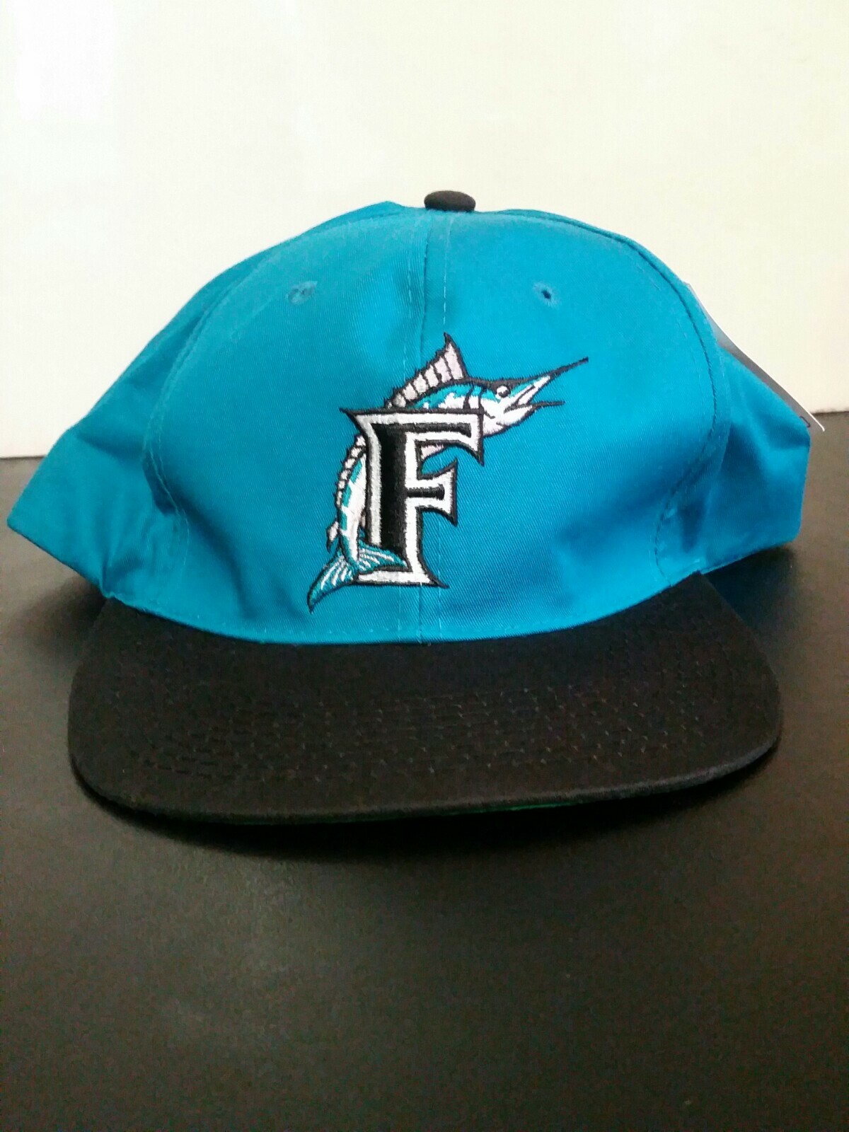 Picture 2 of 9