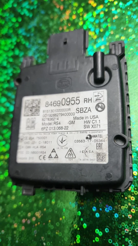 19 21 23 CHEVROLET SILVERADO REAR BLIND SPOT RIGHT SIDE RADAR MODULE 84690955 - Image 2 of 4