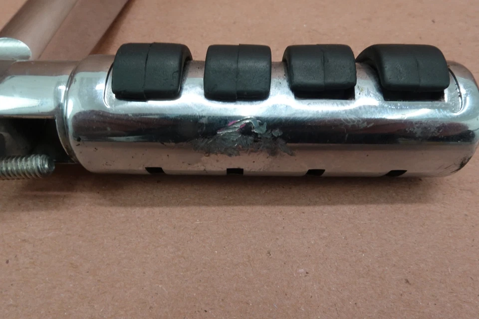 Pedais Harley Davidson Softail Fat Boy Highway Foot Pegs 2007-2011 - Imagem 2 de 4