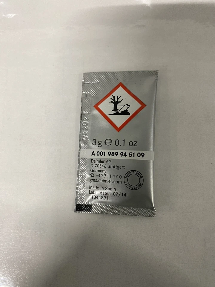 Pasta lubricante antichillidos de freno Mercedes Benz 5 piezas nueva genuina OEM 001989945109 Foto 2 de 3