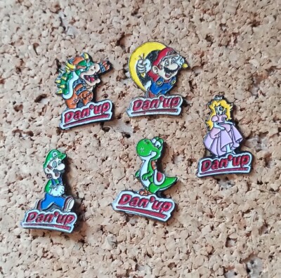 Konvolut Super Mario Nintendo Videospiele 5 Pin's Bowser Yoshi Luigi Peach Dan'up Pin