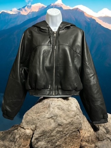 Windsor XL Coat Popular Slick Black Faux Leather Cropped Foxy Bomber Jacket NWOT - Picture 2 of 5