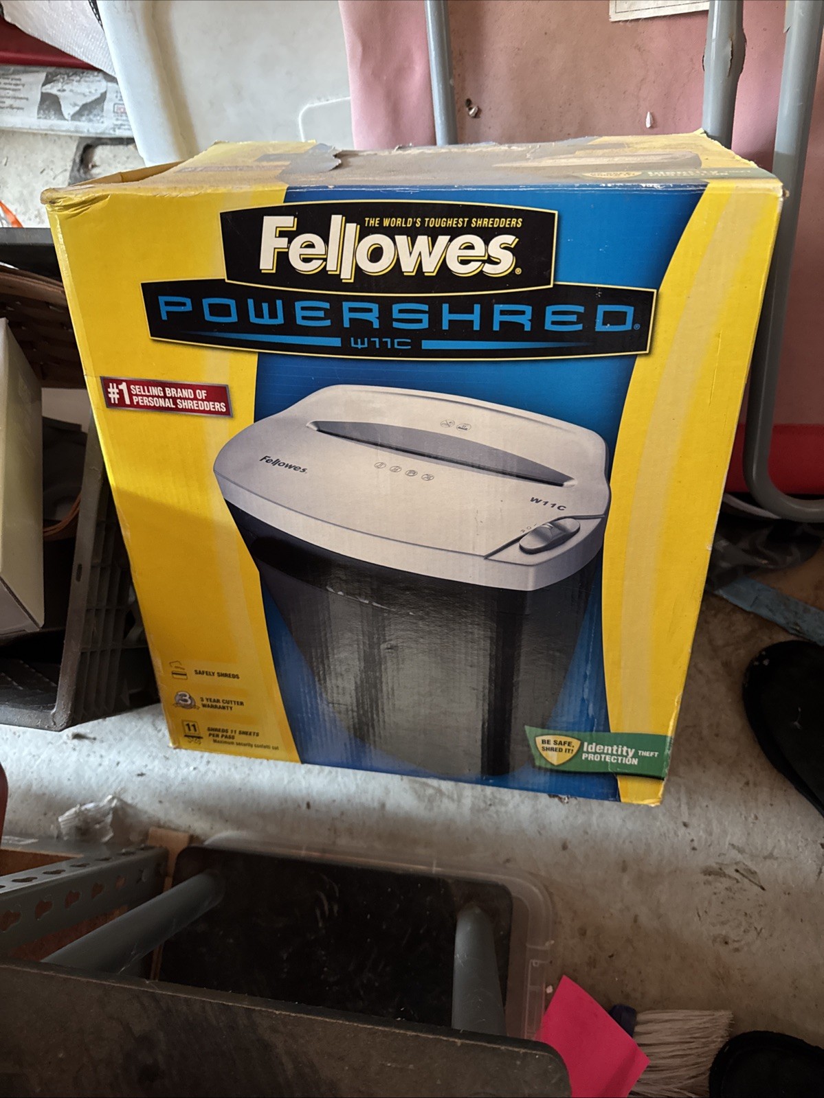 Fellowes Powershred W11C Cross-Cut Paper Shredder - Black/Si