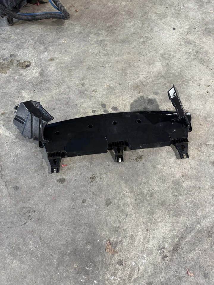 Protector contra salpicaduras Scion FR-S Subaru Brz 2016 usado fabricante original Foto 4 de 4