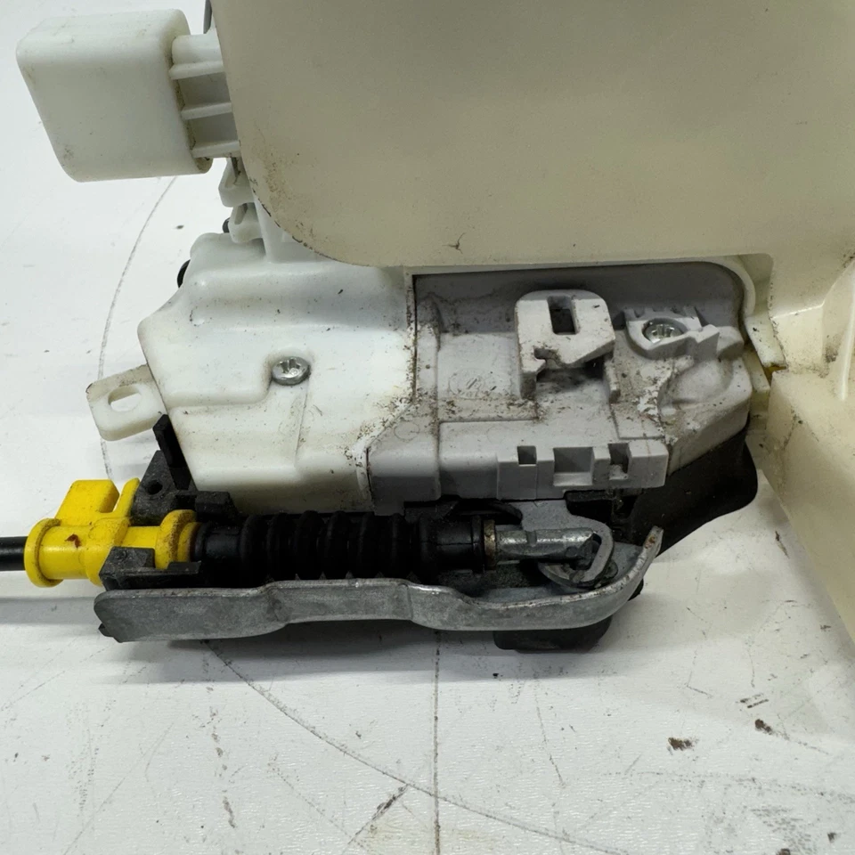 OEM 2012-2018 AUDI A6 C7 A7 DELANTERO IZQUIERDO CONDUCTOR CERRADURA PUERTA PESTILLO ACTUADOR OEM Foto 3 de 4