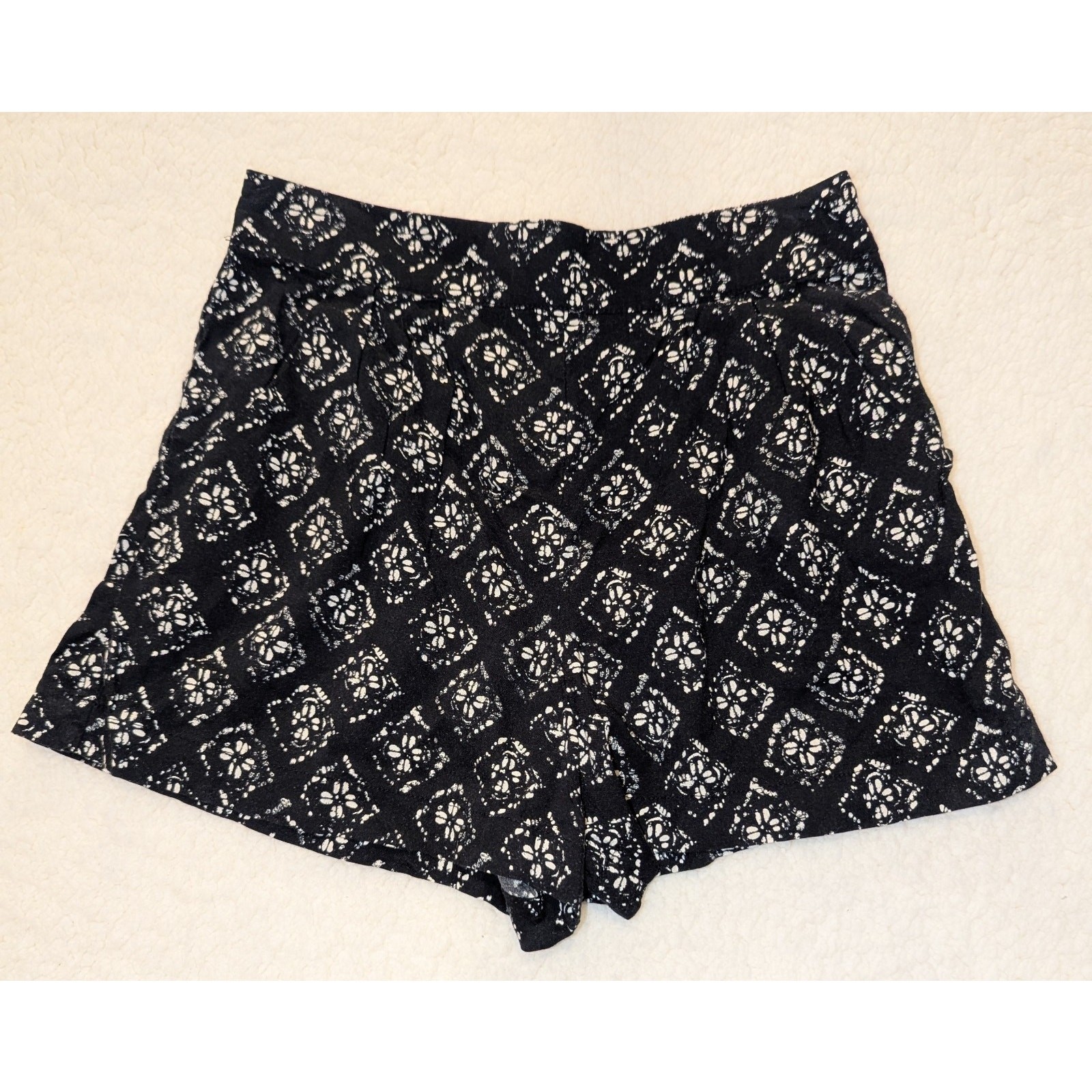 Mossimo Multi-Colored Geometric Designed Shorts W… - image 1