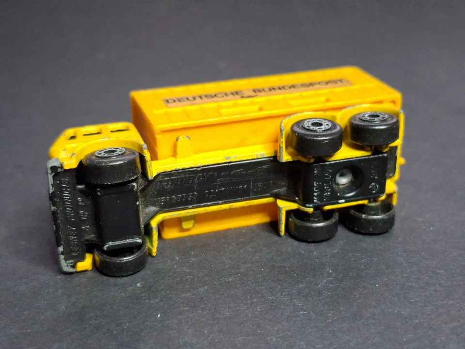 Matchbox Superfast Mercedes Container Truck Deutsche Bundespost - Bild 4 von 4