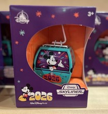 Disney Parks 2026 Skyliner Gondola Data Anno Topolino Giocattolo Espositore NUOVO