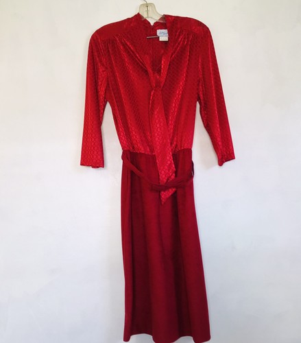 Vestido y Chaqueta Dama Laura Talla 18.5, Juego de 2 Piezas Color Rojo Nuevo Con Etiquetas - Imagen 3 de 11