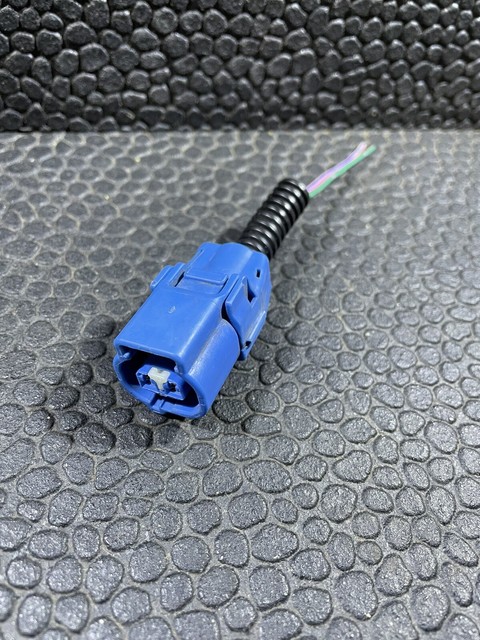 Genuine Toyota Lexus Power Receptacle Outlet 12v OEM Tundra 2000 for