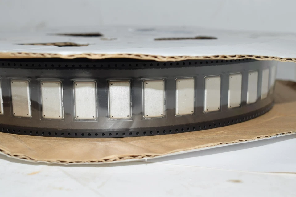 Rollo de 1084 NUEVO CTS XR230-0004-001 Escudo PWR AMP Radio Circuitos Integrados  Foto 3 de 3