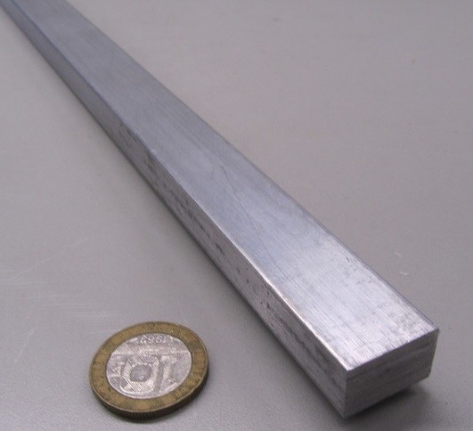 Barre En Aluminium 2024 T351 - Dimensions : 1/2" X 3" X 36" (épaisseur X Largeur X Longueur) - Neuf - États-Unis
