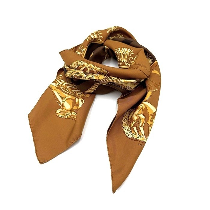Hermes Carre 90 Les Cavaliers Brown Luxury Silk Scarf Preowned I0112Oq00357