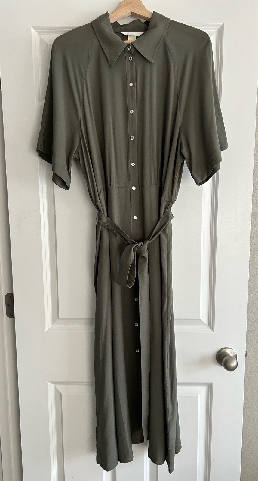 H&M Women's Tie Belt Shirt Dress NWT Large Dark Khaki Green Short Sleeve thumbnail 3