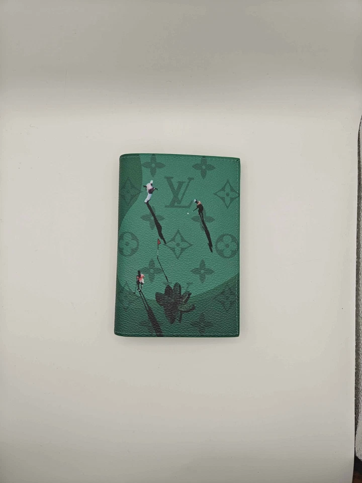 Cartera Louis Vuitton / Pasaporte Verde Golf Cubierta Soporte  Foto 3 de 4
