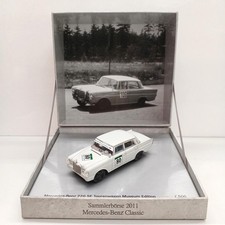 Spark Tourenwagen Museum Edition 1/43 Mercedes Benz 220 Se
