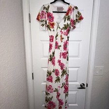 New, White Closet Elements Floral Print Flutter Short Sleeve Maxi Dress Size S