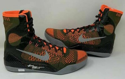 KOBE BRYANT Autographed Kobe IX Elite 