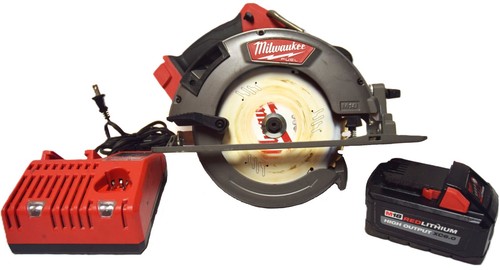 Milwaukee 2732-20 M18 Fuel Brushless 7-1/4" Circular Saw w/6Ah Battery & Charger