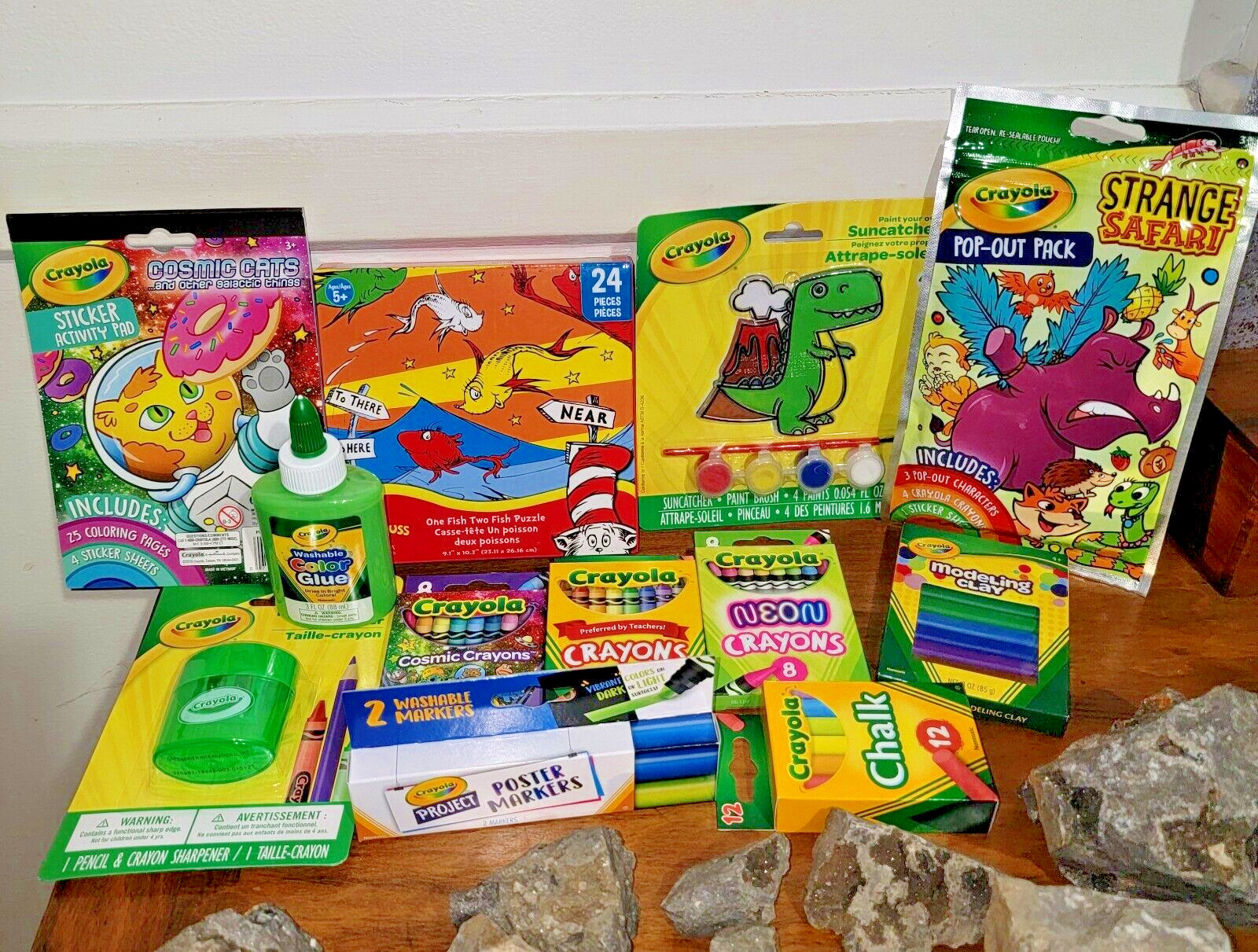 Crayola Gift Set of 12 Items Paints Pencils Crayons Stickers Activity Art Lot