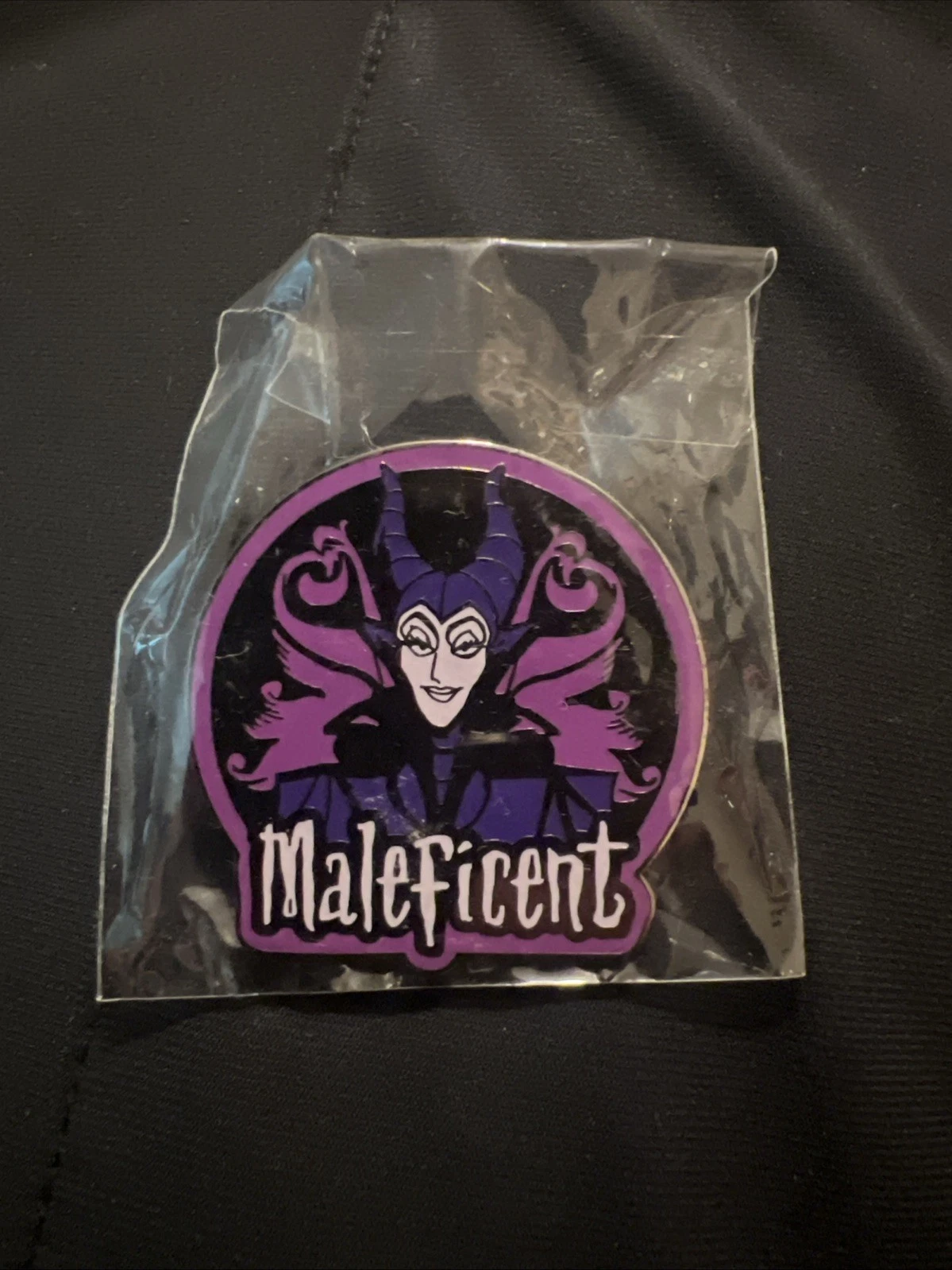 Maleficent Disney Movie Club Exclusive VIP Pin Brand New