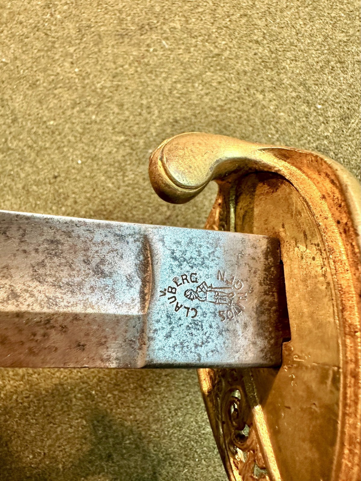CIVIL WAR ORIGINAL 1850 FOOT OFFICERS CLAUBERG SWORD NICE CONDITION!