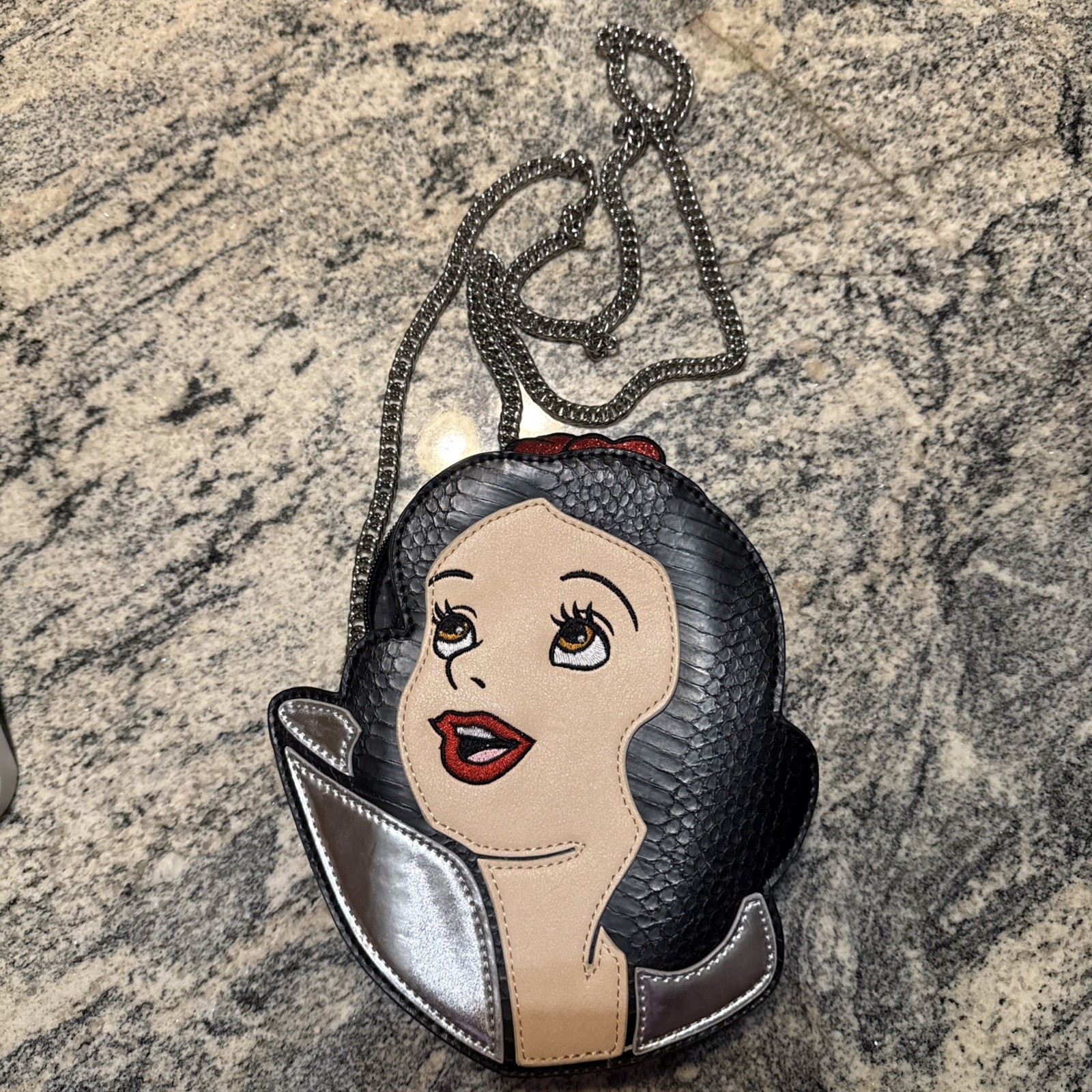 Snow White Purse By Danielle Nicole With Chain St… - image 1