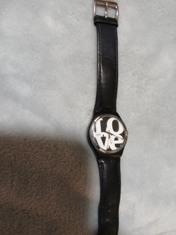 Reloj Swatch AG 2003 "Love". Necesita batería Foto 4 de 4