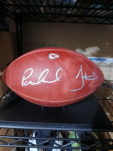 Kansas City Chiefs Logo Patrick Mahomes/Tyreek Hill handsigniert Football JSA.