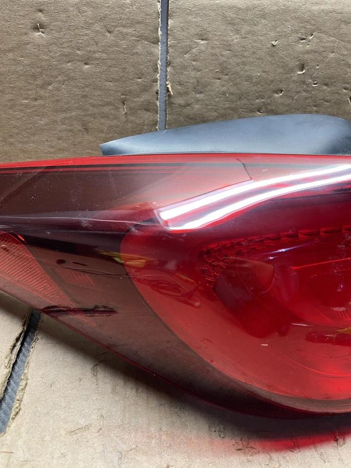 原始设备制造商 2014 - 2016 现代伊兰特 LH 左球杆侧尾灯 #S244 — 第 3/4 张图片