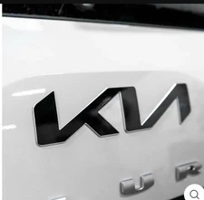 Spigen Tempered Glass Screen Protector [GlasTR Slim]