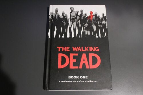 The Walking Dead Book One - Robert Kirkman Hardback - Foto 1 di 6